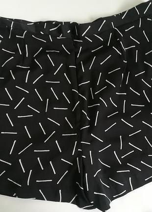 Легкі шортики