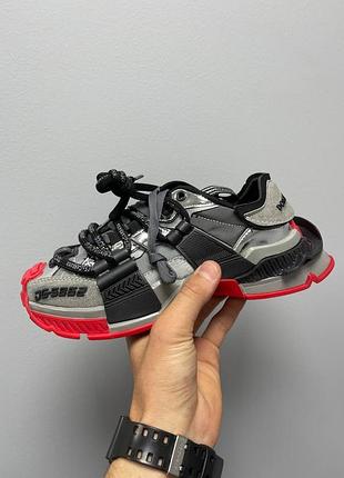 Жіночі кросівки топ 🥭