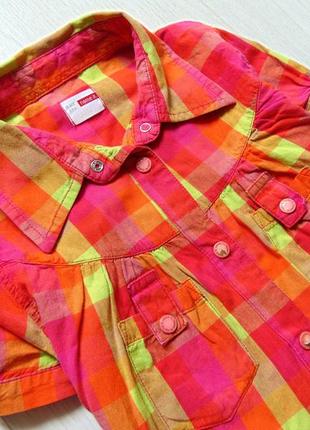 Яркая блуза для девочки.
name it.
размер 5-6 лет2 фото