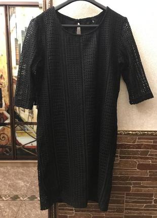 Платье новое, кружевное, черное