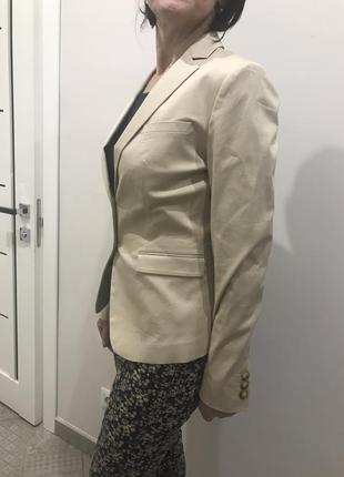 Шикарный стрейчевый пиджак benetton 42 размер5 фото