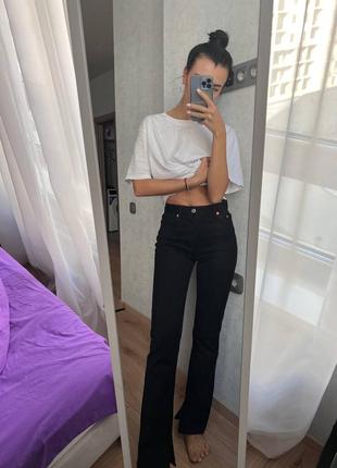 Джинсы с разрезами zara