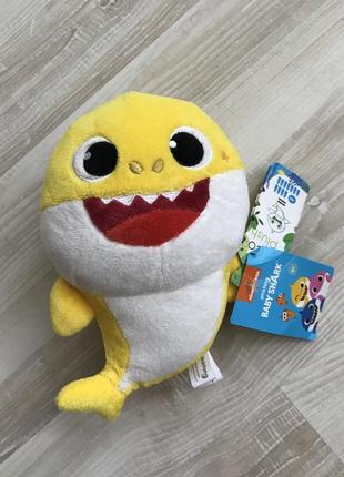 Мягкая игрушка baby shark серии big show малыш акуленок 20 см.