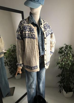 Вовняний скандинавський кардиган із візерунком