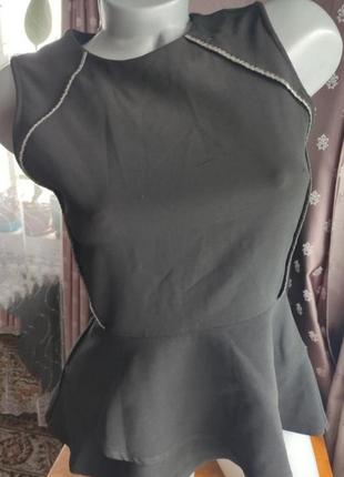 Блуза с баской,кофта с рюшами,блузка женская черная без рукавов