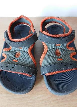 Босоніжки teva 22,5 розмір