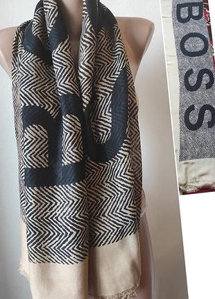 Велика хустка hugo boss logo.большой платок .шарф.палантин.