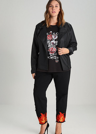 Новые джинсы liquer n poker большой размер baggy бойфрендз чёрные с огнём