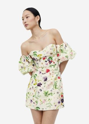 Стильне міні плаття сукня в квітковий принт з відкритою спиною від h&m