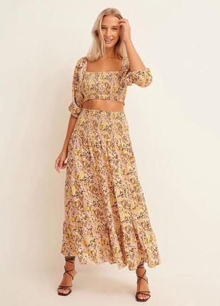 Жіночий костюм двійка -топ та спідниця na-kd