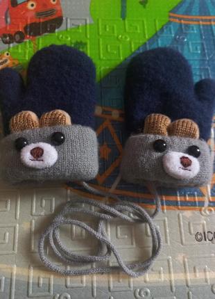 Рукавички зайчики на вірьовочці, як нові