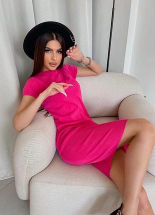 Платье обтягующее вязаное