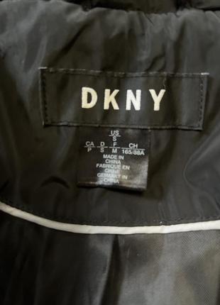 Шикарная стёганная куртка dkny оригинал7 фото
