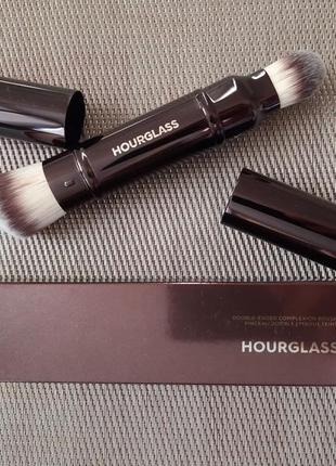 Пензель hourglass
