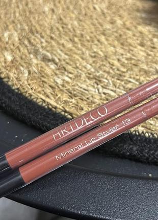 Онигінал механічний олівець для губ artdeco mineral lip styler 13 оригинал механический карандаш для губ2 фото