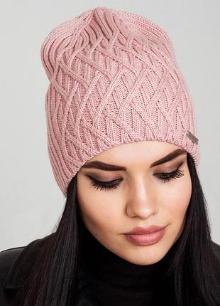 Жіноча весняна шапка лопата пудра