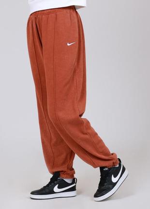 Штаны спортивные nike sportswear essential