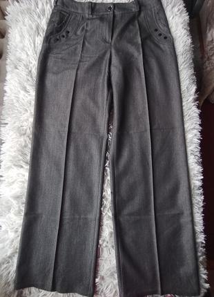 Женские брюки на кант