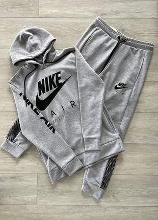 Спортивный костюм nike