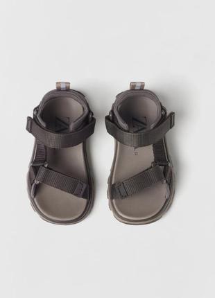 Нові сандалі з технологічної тканини. 23,24,25,26,27,28 розмір. зара