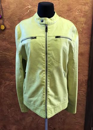 Курточка c еко шкіри, l