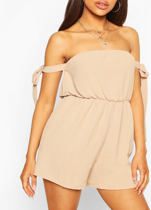 Комбинезон бежевый ромпер бандо открытые плечи