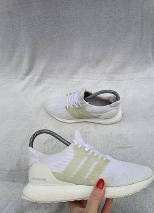 Кросівки adidas boost бігові