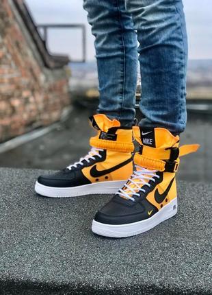 Мужские демисезонные высокие кроссовки nike special field air force 1. цвет черный с желтым1 фото