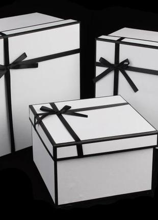 Подарочные коробки белые, разм.l:25 х 25 х 15 см (комплект 3 шт)