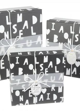 Подарункові коробки квадратні "літера" (комплект 3 шт), розм.l: 26.5*26.5*11.3 см