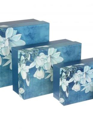 Подарочные коробочки сині з квітами, розмір.l: 29*21*9 см (комплект 3 шт)1 фото