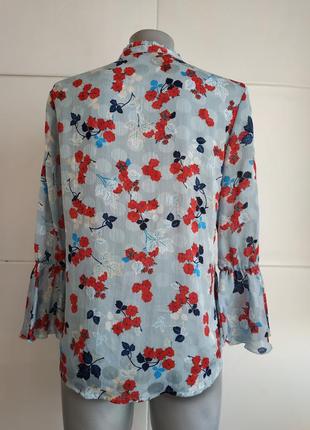 Дивовижна блуза zara з принтом красивих квітів і рюшами4 фото