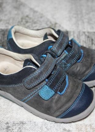 Кожаные туфли clarks размер 6 f на 23