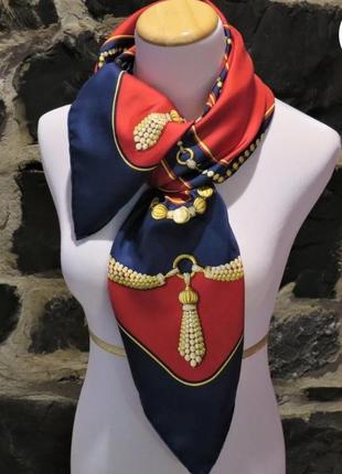 Must de cartier шикарный женский  шёлковый шарф.
