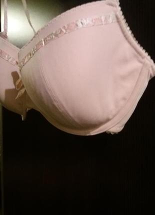 Бюстгальтер  нежно розового цвета размер 75f балконет обхват груди 97-99см