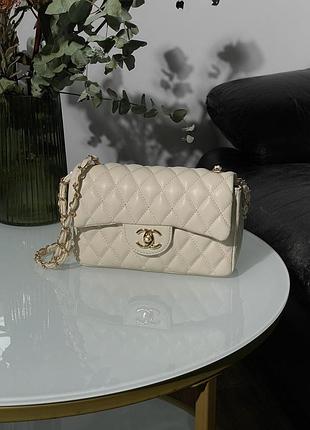 Сумка в стиле chanel 1.55 cream