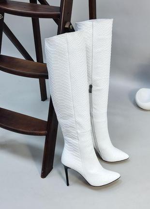 Витончені білі чоботи tower натуральна шкіра текстура пітон демісезон зима