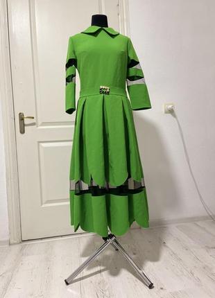 Платье праздничное &laquo;на выход&raquo;