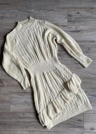 Трендовое трикотажное вязаное платье свитер с горловиной воланами shein