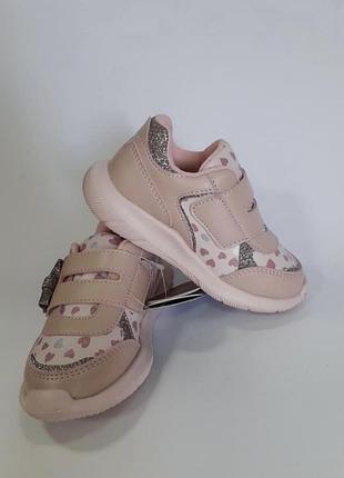 Кроссовки для малышек 2