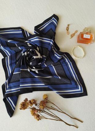 Шийна хустка шарфіка шаль