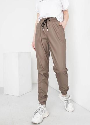 48-54р женские стильные джоггеры брюки из экокожи весна дешево3 фото