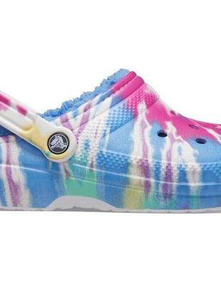 crocs classic tie dye lined clog 800 115496745 Wearing Crocs at The Ritz