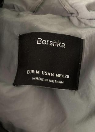 Світливідбивна весняна курточка від bershka4 фото