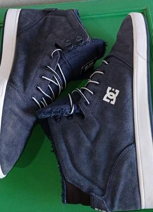 Кроссовки - сникерсы фирмы dc shoes 45 размера5 фото