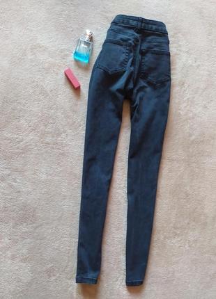 Базовые качественные стрейчевые чорно серые джинсы скинни высокая талия3 фото