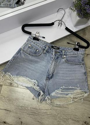 Джинсовые шорты