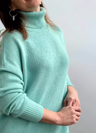 Светр жіночий зв'язано з італійської вовни меринос 💯2 фото