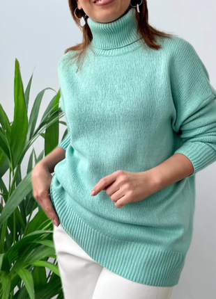 Светр жіночий зв'язано з італійської вовни меринос 💯3 фото