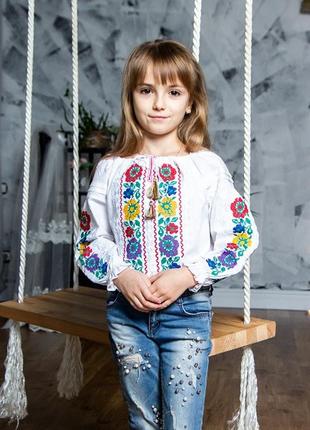 Вишита блуза на дівчинку "глибка"